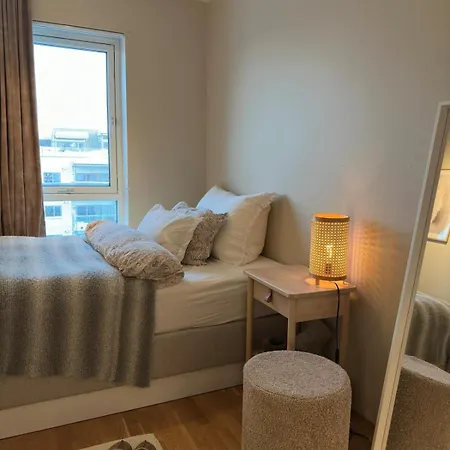 Spacious With A Great View And Parking Apartment