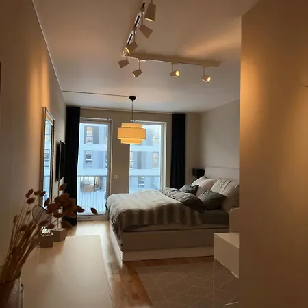 Apartman Spacious With A Great View And Parking