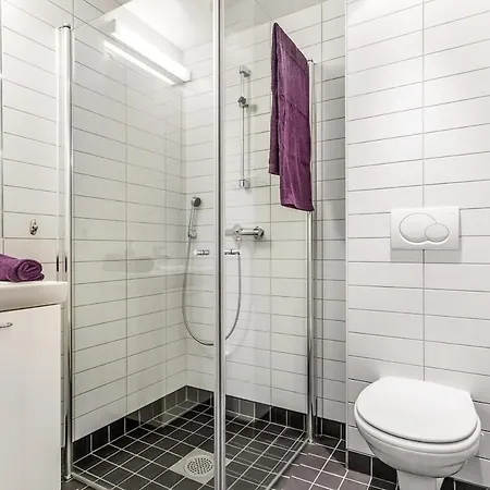 Spacious With A Great View And Parking Apartment *
