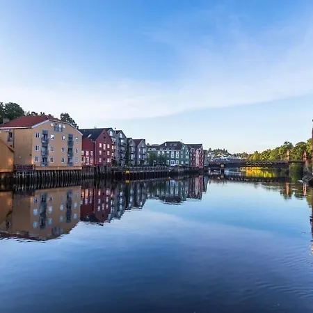 Spacious With A Great View And Parking Trondheim